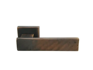 LATUS MG2202 - Bronze door handle on rose _ Fama International